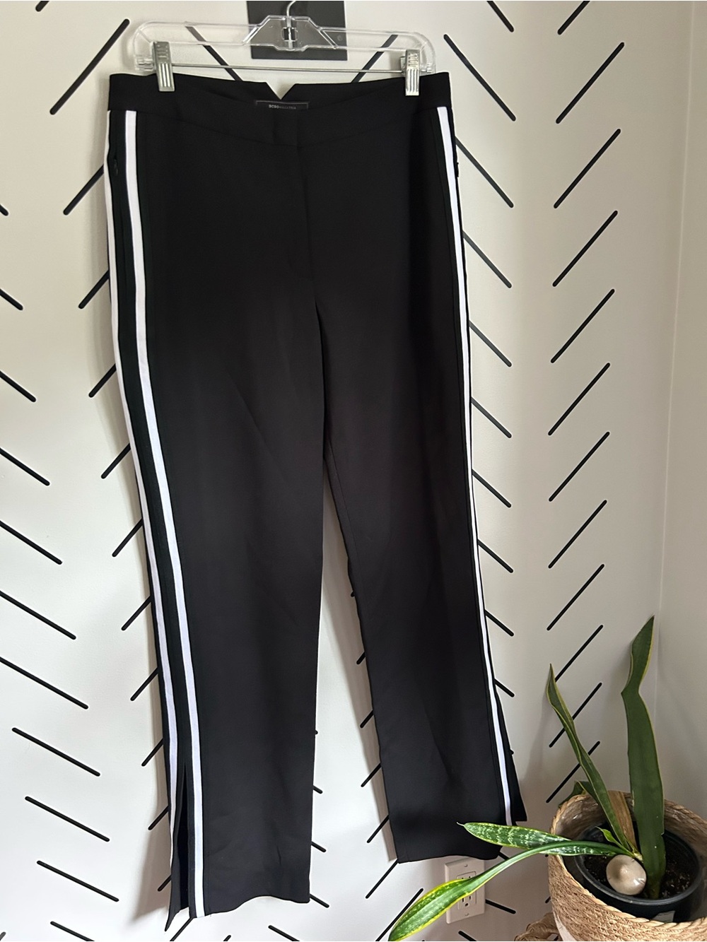 BCBGMaxAzaria black and white striped trousers pants business casual trendy
